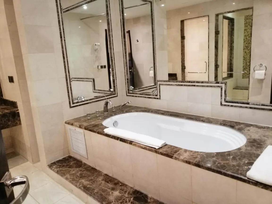 Western Beauty بيوتي الغربيه Jeddah Hotel